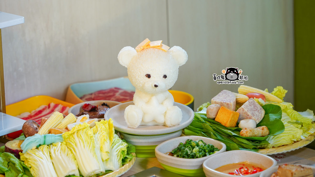 高雄火鍋推薦|星野肉肉鍋鐵道園區店,個人鍋298起+和牛海陸吃到飽一次滿足 星野肉肉鍋-高雄鐵道園區店