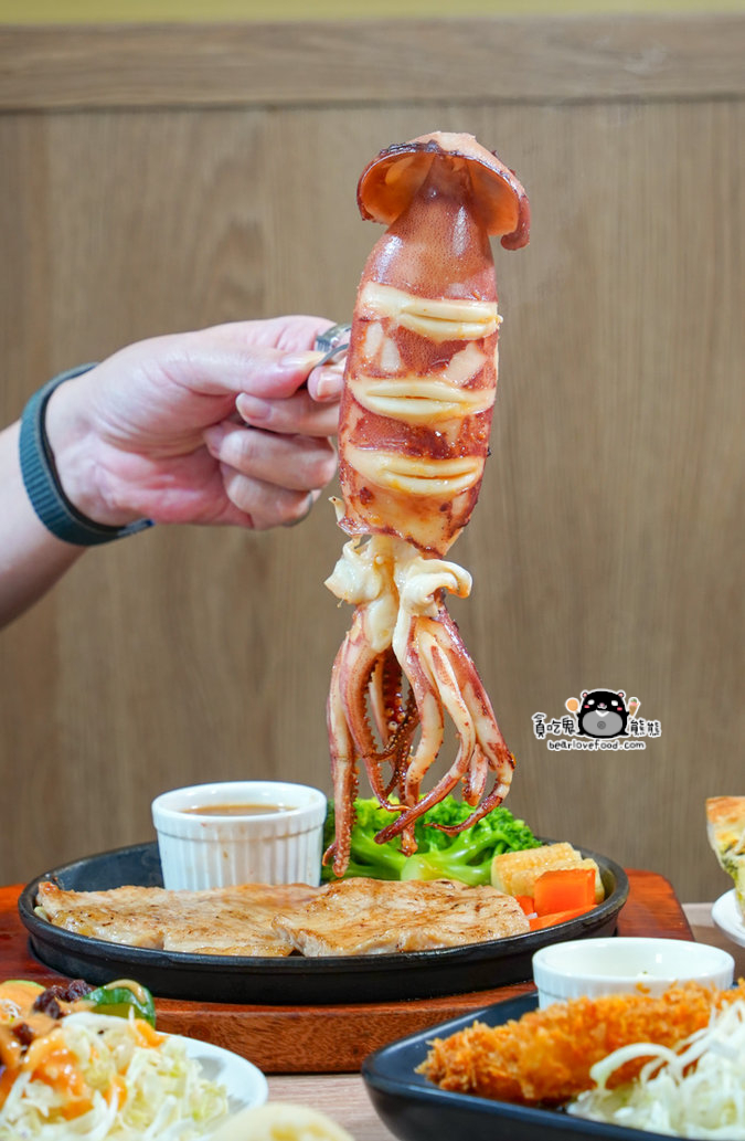 牛室炙燒牛排|高雄自助吧吃到飽限定優惠,平日最狂 339元起爽嗑排餐 牛室炙燒牛排高雄自由店