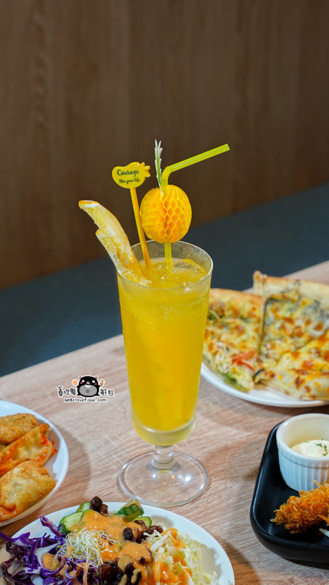 牛室炙燒牛排|高雄自助吧吃到飽限定優惠,平日最狂 339元起爽嗑排餐 牛室炙燒牛排高雄自由店