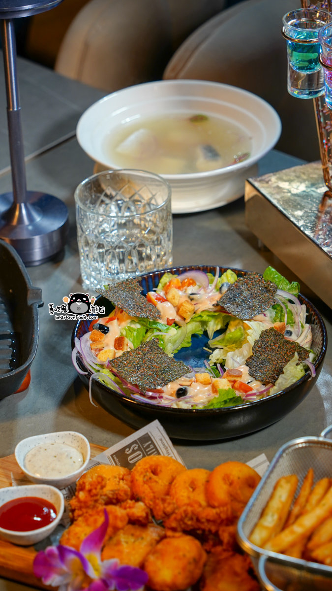 鋼鐵星球餐酒館