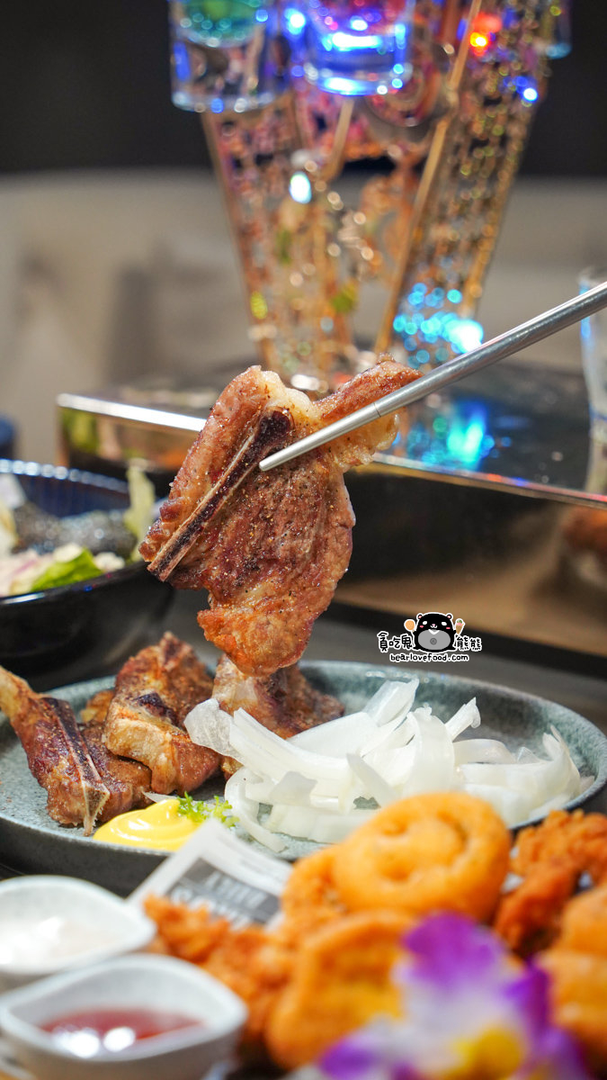 鋼鐵星球餐酒館