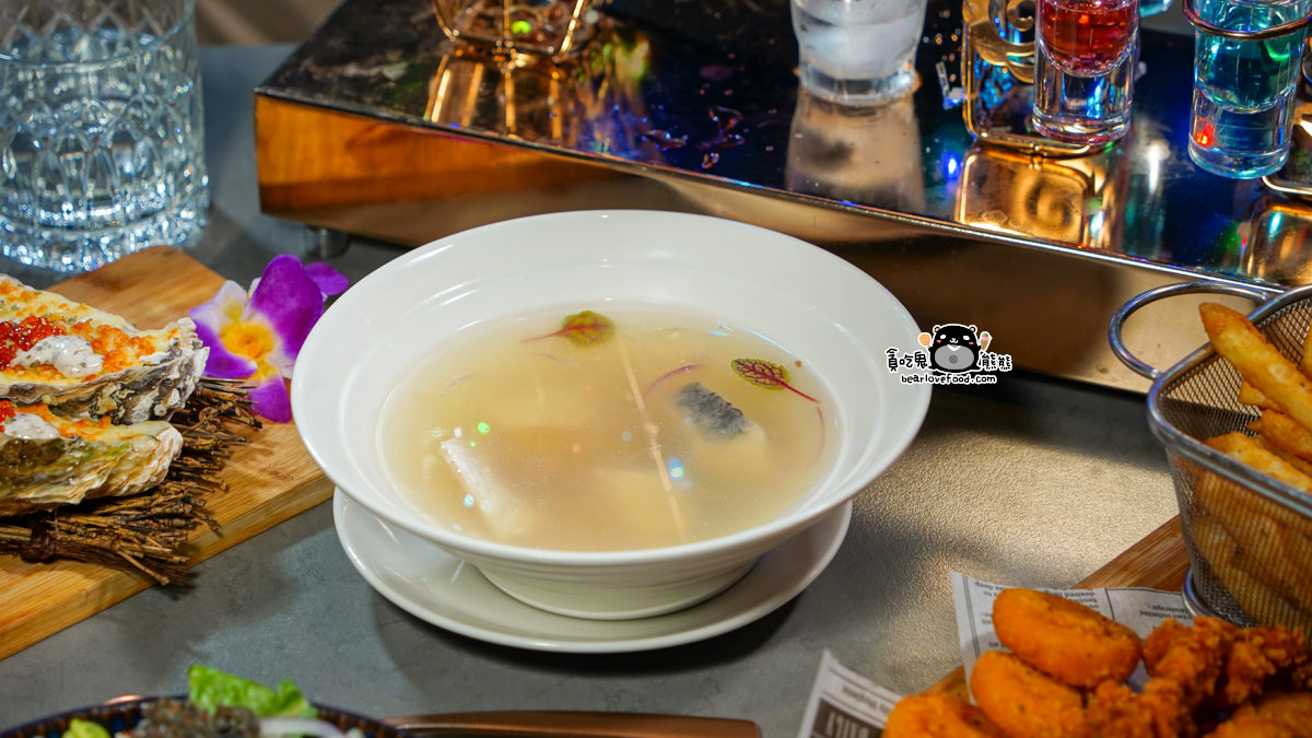 鋼鐵星球餐酒館