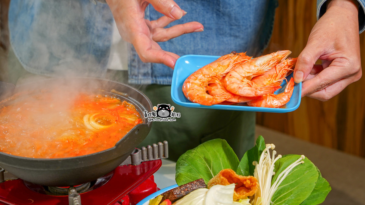 高雄寵物餐廳推薦|大眾水龍貓-龍貓咖啡、龍貓厚片超可愛,還有火鍋與簡餐 大眾水龍貓