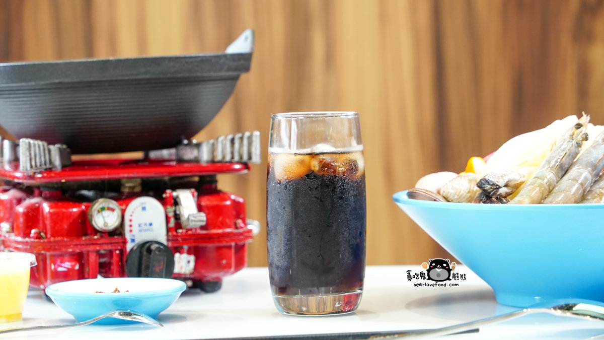 高雄寵物餐廳推薦|大眾水龍貓-龍貓咖啡、龍貓厚片超可愛,還有火鍋與簡餐 大眾水龍貓