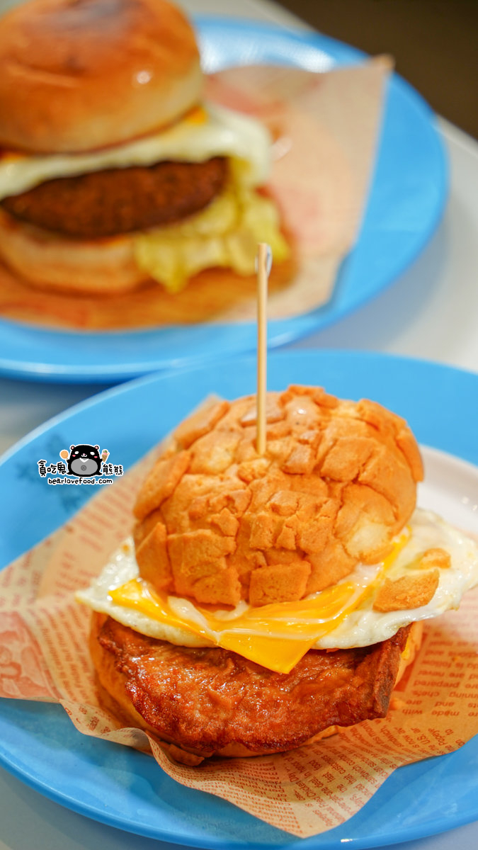 高雄寵物餐廳推薦|大眾水龍貓-龍貓咖啡、龍貓厚片超可愛,還有火鍋與簡餐 大眾水龍貓