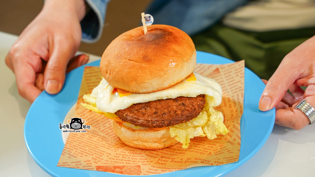 高雄寵物餐廳推薦|大眾水龍貓-龍貓咖啡、龍貓厚片超可愛,還有火鍋與簡餐 大眾水龍貓