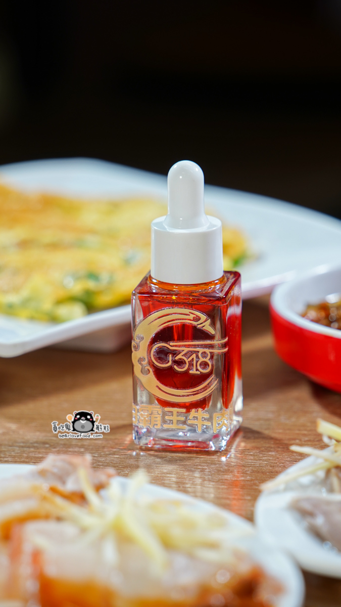 高雄牛肉麵推薦|318鳳山店 牛肉麵+豬腳雙主角!無味精湯頭與獨門滷味一次吃懂 318霸王牛肉麵鳳山店